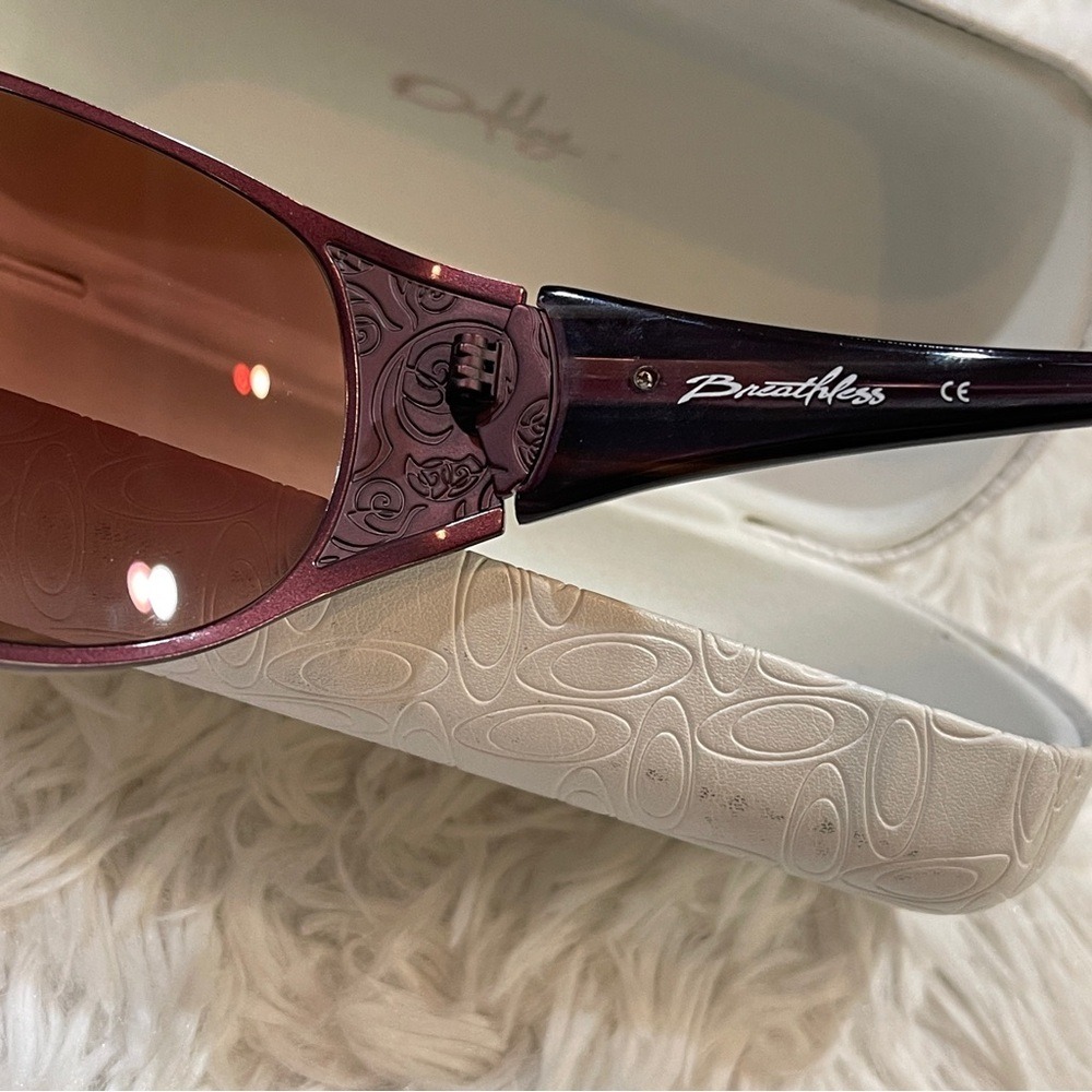 Oakley Breathless Wrap Sunglasses Antique Plum 05-944 130 - Picture 5 of 9